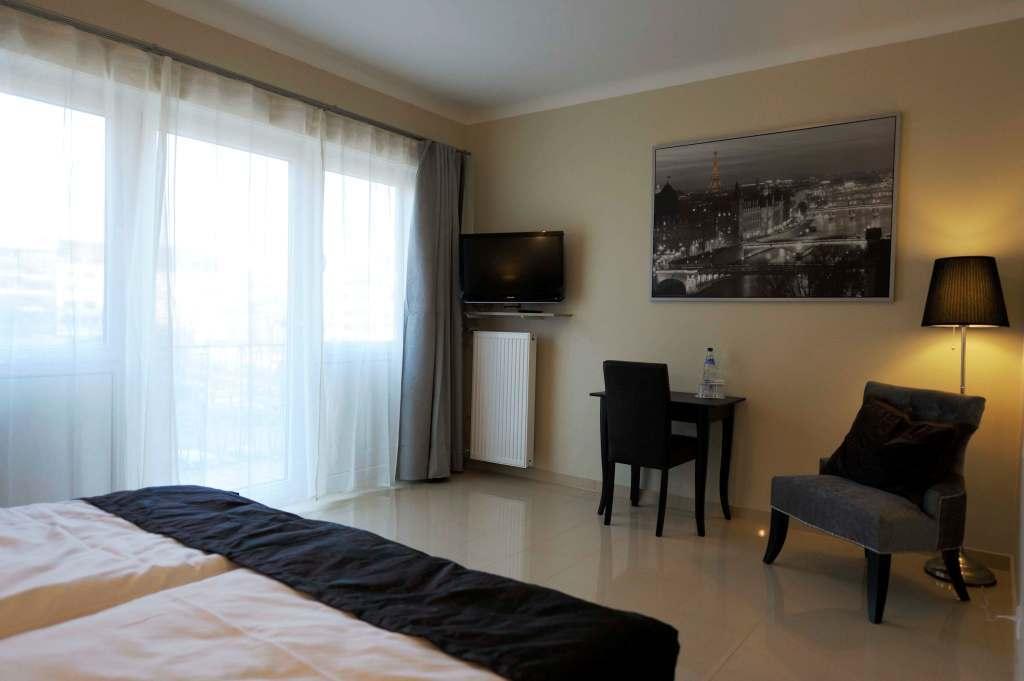Hotel Continental ザールブリュッケン 部屋 写真